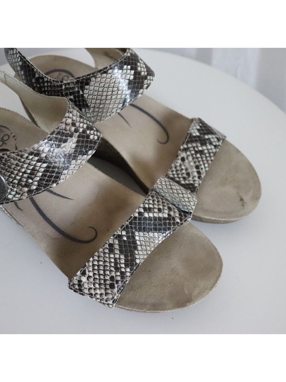 ABEO B.I.O.system “Una Metatarsal” Snake Skin Print Wedge Sandals - Picture 3 of 16